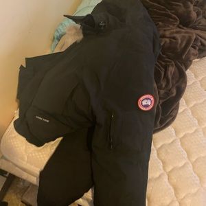 Canda goose cost only wore once